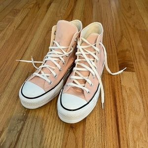 Women’s high top platform converse - light pink
